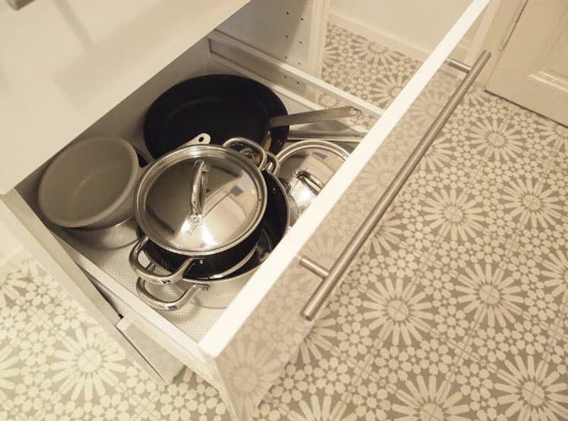 Traditionelle Handwerkprodukte auf Lager